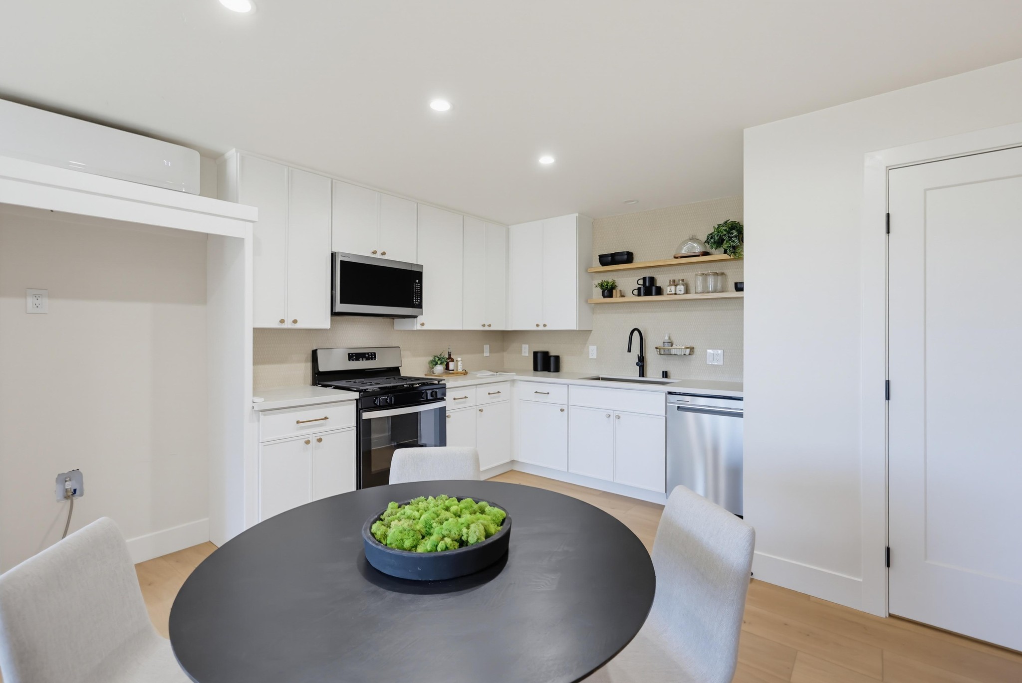 Virtual tour photo 126 of 155 for 350 San Elijo St