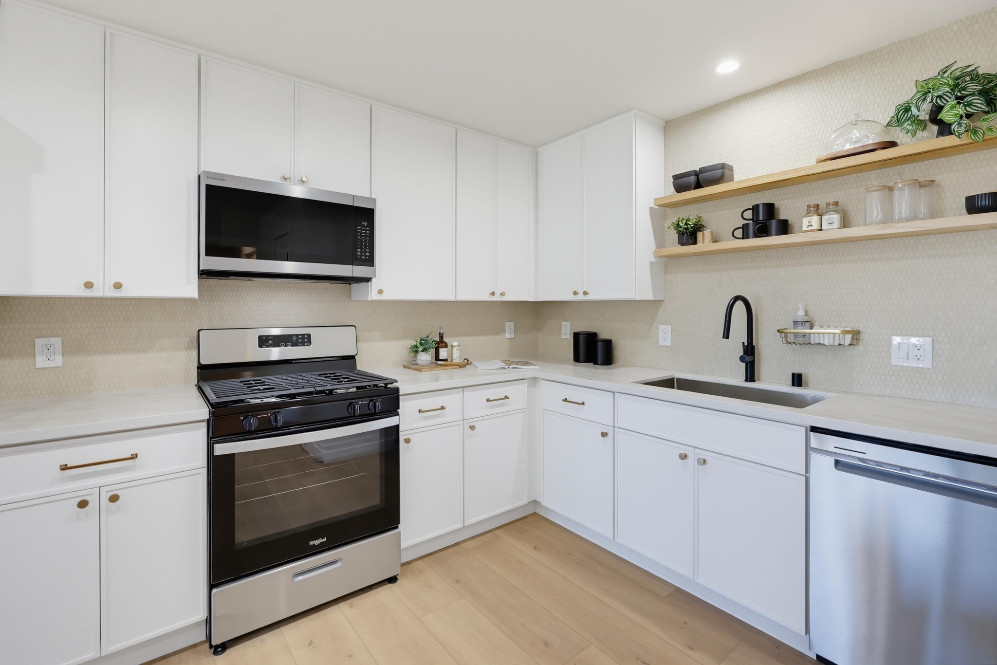 Virtual tour photo 127 of 155 for 350 San Elijo St