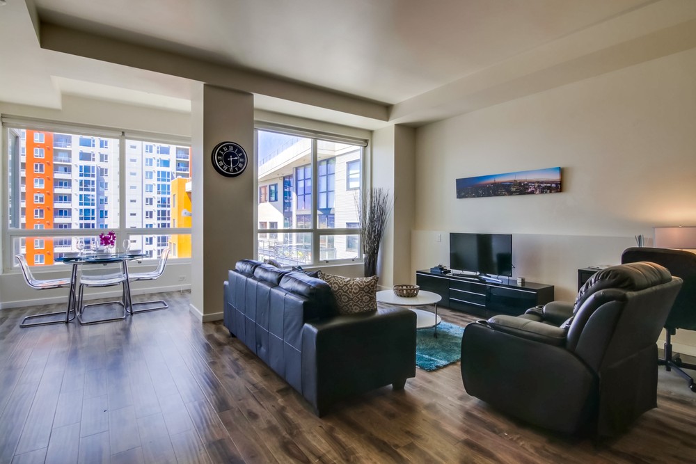 Virtual tour photo 6 of 26 for 350 W Ash St #1001