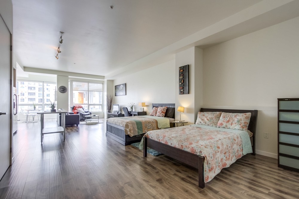 Virtual tour photo 5 of 42 for 350 W Ash St UNIT 1001