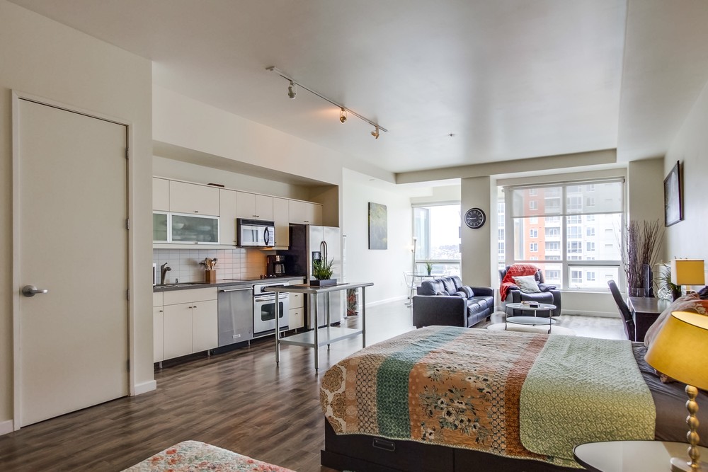 Virtual tour photo 7 of 42 for 350 W Ash St UNIT 1001