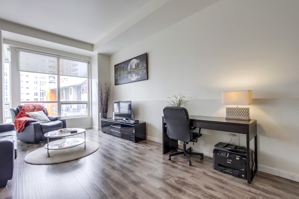Virtual tour photo 13 of 42 for 350 W Ash St UNIT 1001
