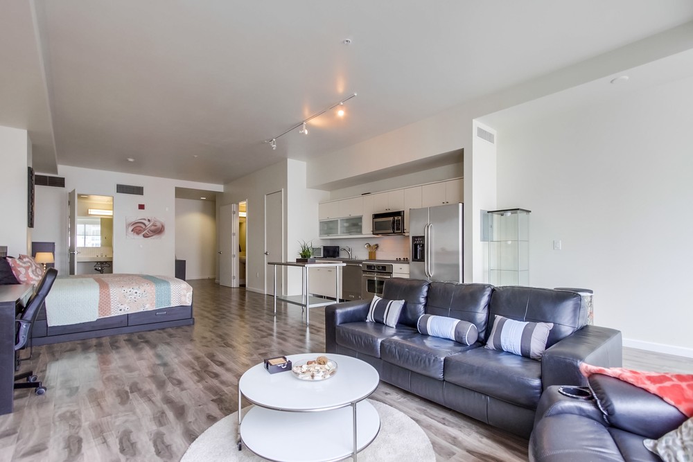 Virtual tour photo 20 of 42 for 350 W Ash St UNIT 1001