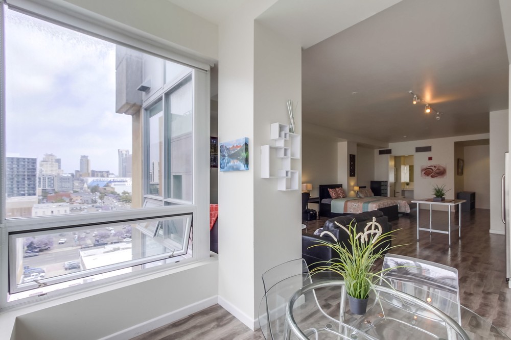 Virtual tour photo 27 of 42 for 350 W Ash St UNIT 1001