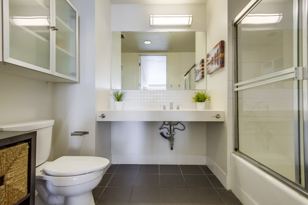 Virtual tour photo 40 of 42 for 350 W Ash St UNIT 1001