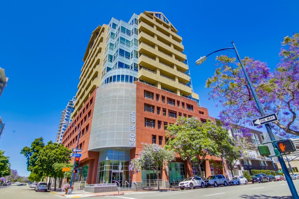 Virtual tour photo 1 of 31 for 350 W. Ash Street #1206