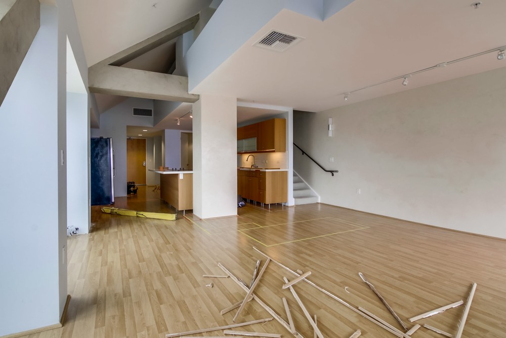 Virtual tour photo 15 of 31 for 350 W. Ash Street #1206