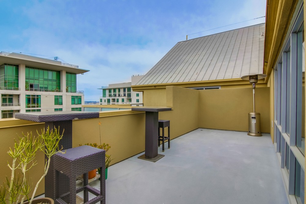 Virtual tour photo 28 of 31 for 350 W. Ash Street #1206
