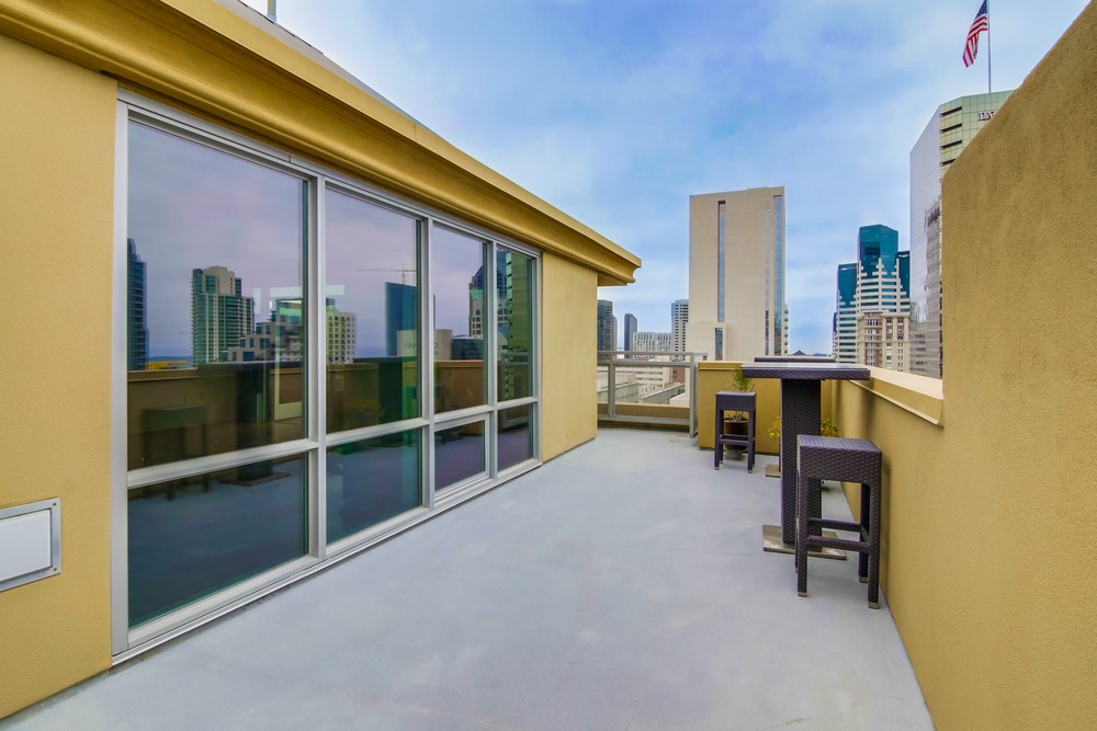 Virtual tour photo 30 of 31 for 350 W. Ash Street #1206