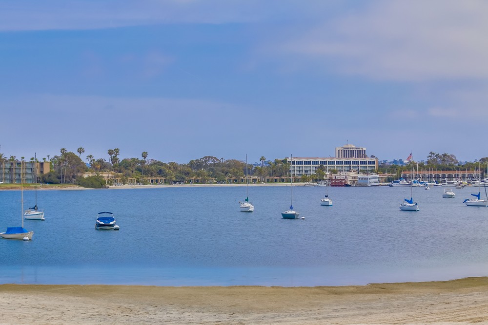Virtual tour photo 41 of 63 for 3500 Bayside Walk #2c