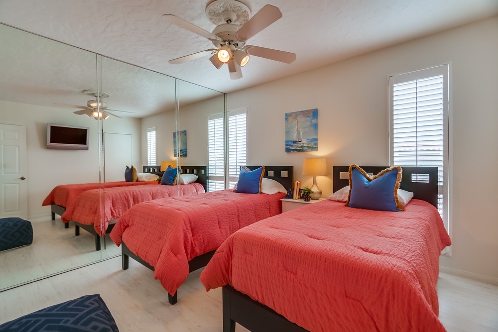 Virtual tour photo 53 of 63 for 3500 Bayside Walk #2c