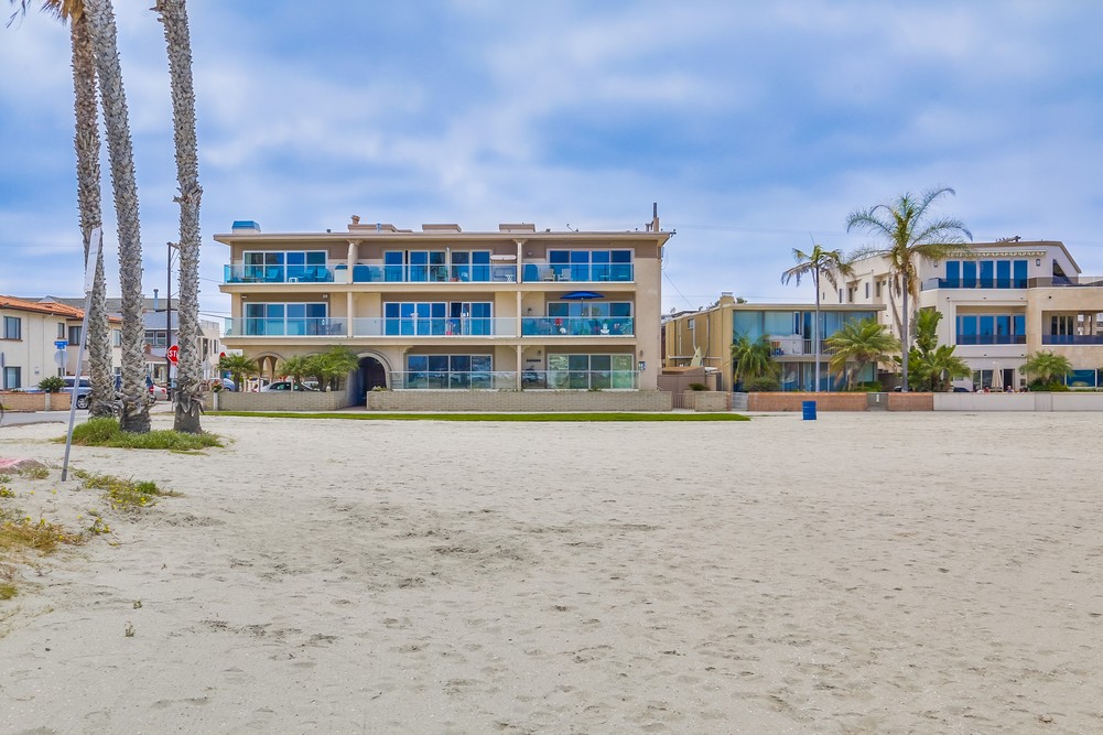 Virtual tour photo 61 of 63 for 3500 Bayside Walk #2c