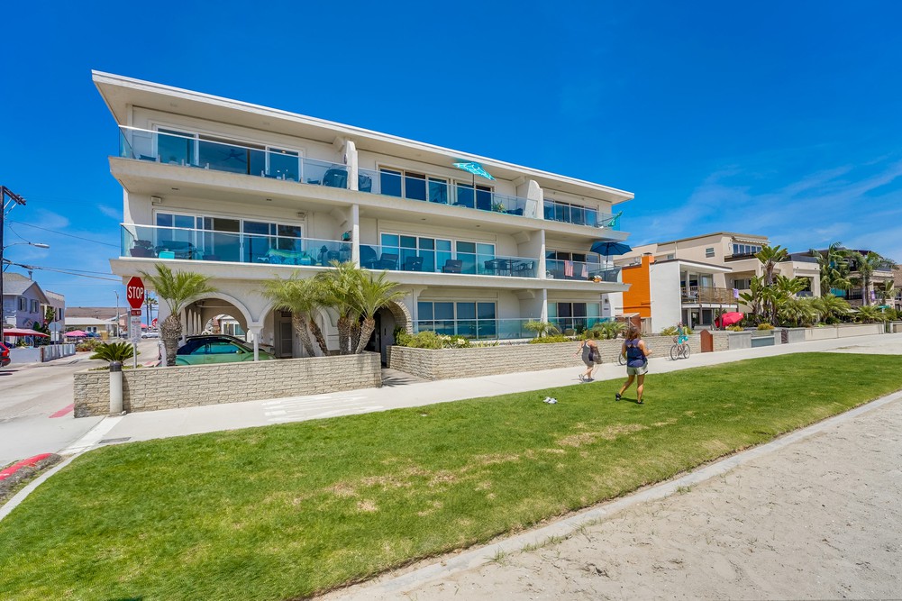 Virtual tour photo 3 of 58 for 3500 Bayside Walk #3c