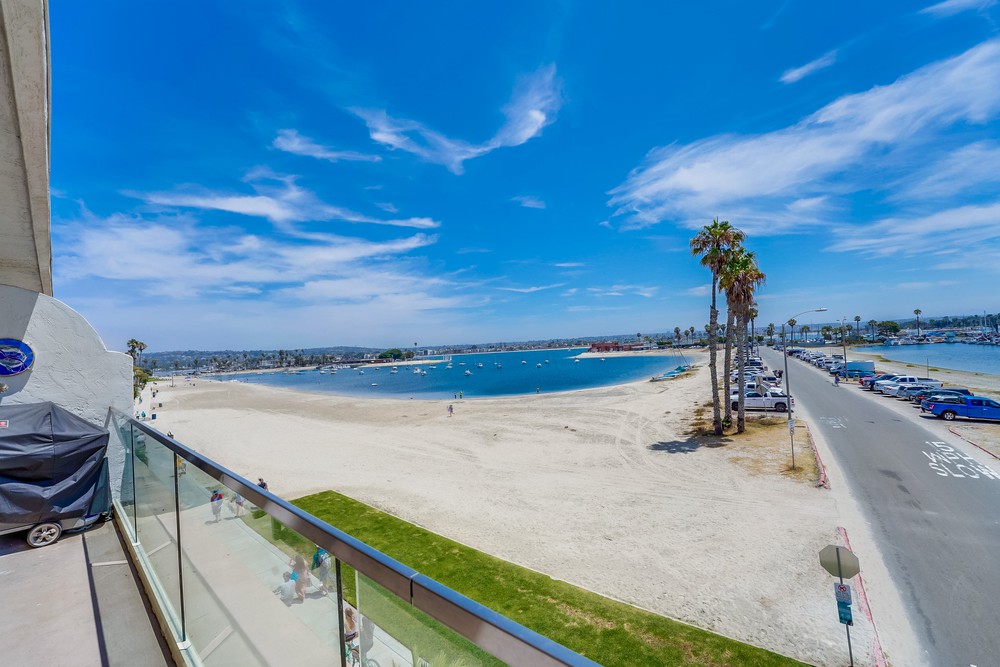 Virtual tour photo 38 of 58 for 3500 Bayside Walk #3c