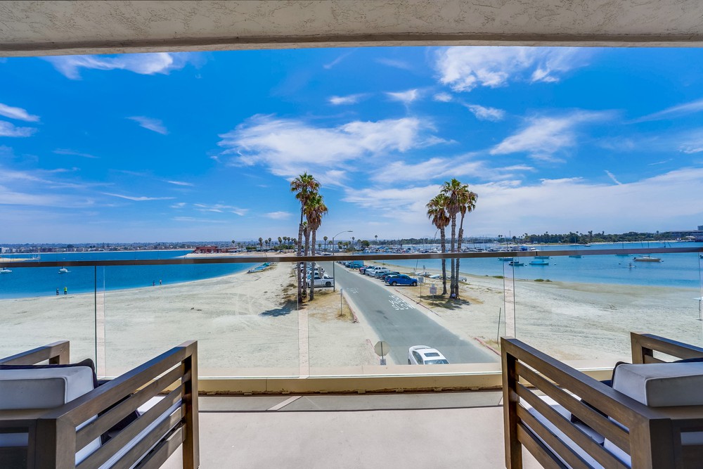 Virtual tour photo 40 of 58 for 3500 Bayside Walk #3c