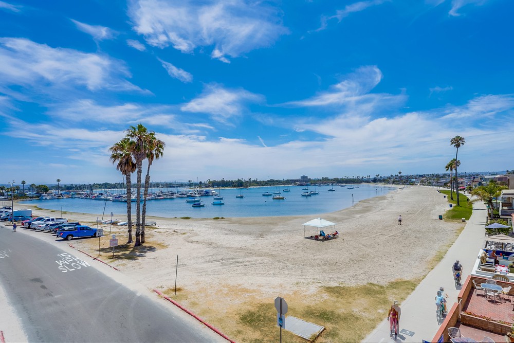 Virtual tour photo 41 of 58 for 3500 Bayside Walk #3c