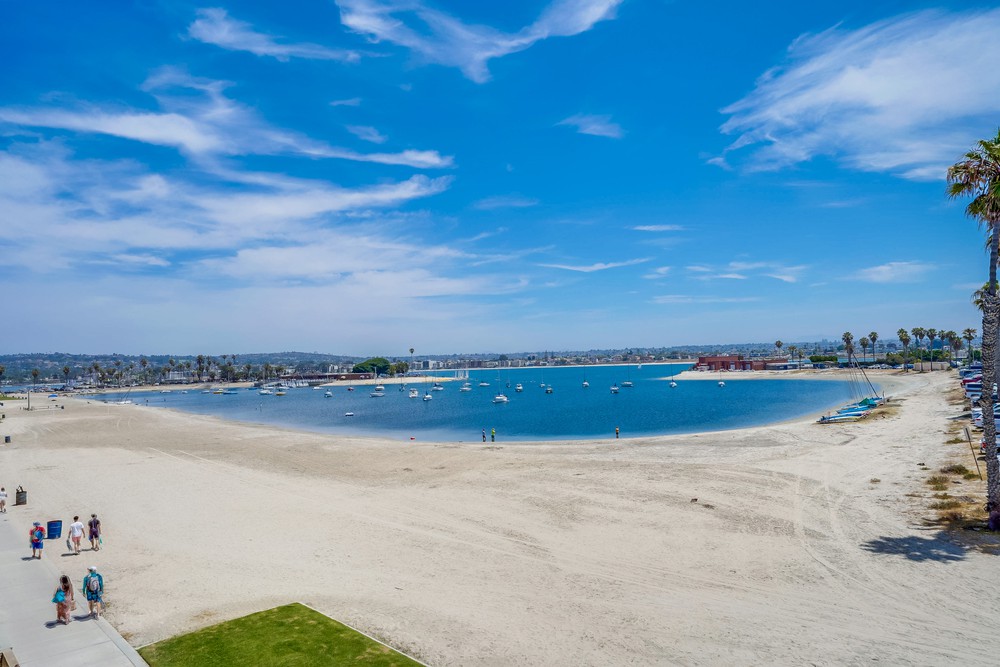 Virtual tour photo 42 of 58 for 3500 Bayside Walk #3c