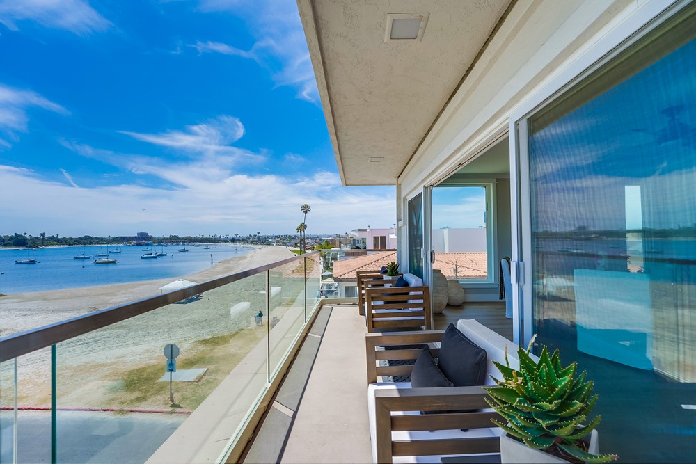 Virtual tour photo 44 of 58 for 3500 Bayside Walk #3c