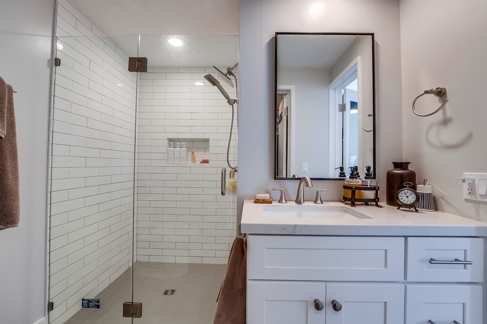 Virtual tour photo 56 of 58 for 3500 Bayside Walk #3c