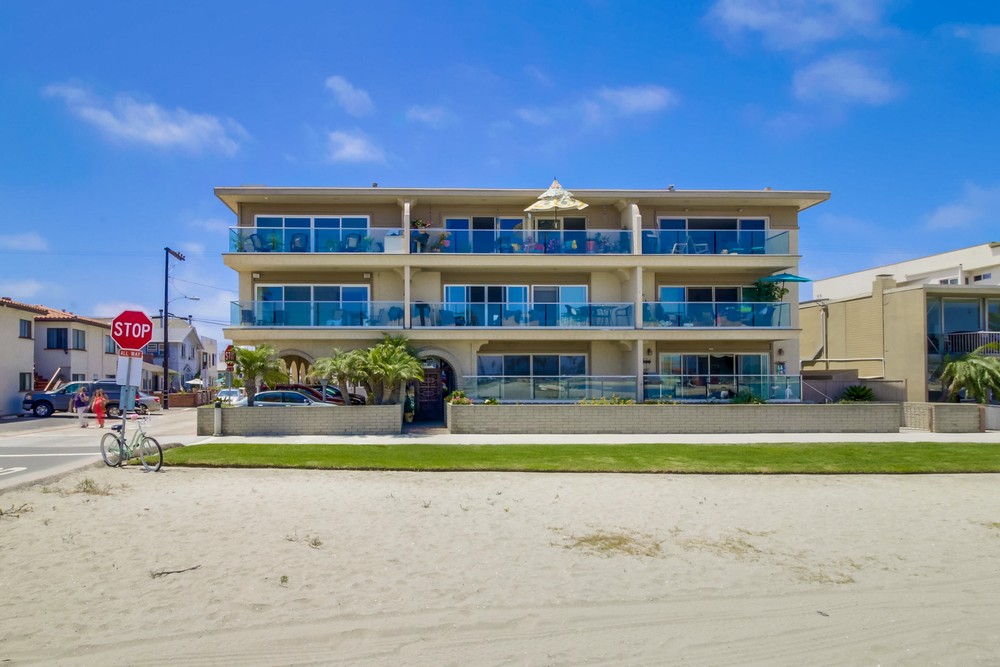 Virtual tour photo 1 of 52 for 3500 Bayside Walk #3c
