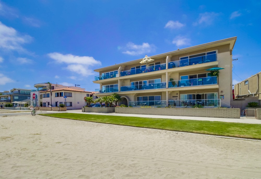 Virtual tour photo 3 of 52 for 3500 Bayside Walk #3c