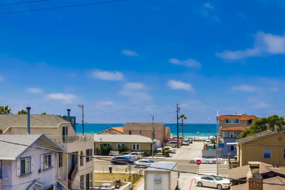 Virtual tour photo 21 of 52 for 3500 Bayside Walk #3c