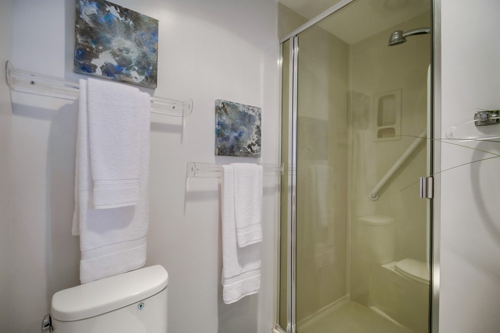 Virtual tour photo 36 of 52 for 3500 Bayside Walk #3c
