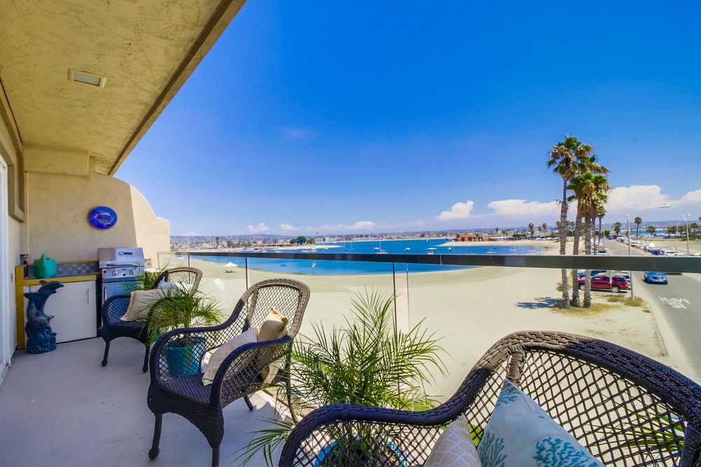 Virtual tour photo 44 of 52 for 3500 Bayside Walk #3c