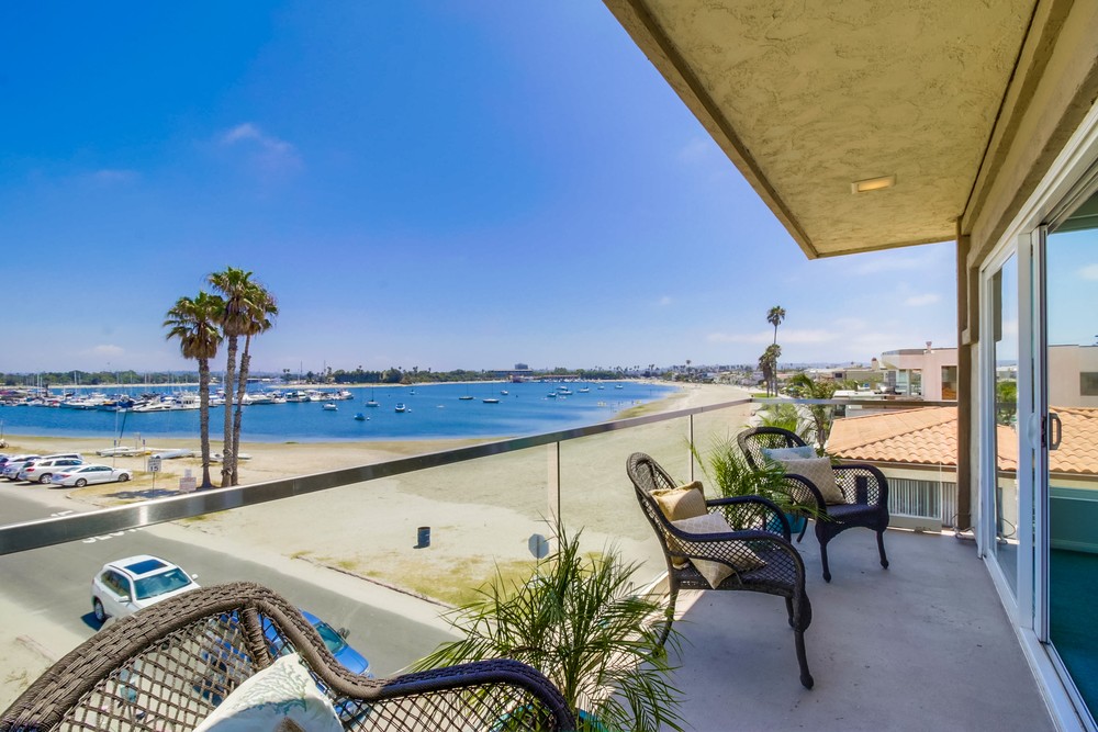 Virtual tour photo 46 of 52 for 3500 Bayside Walk #3c