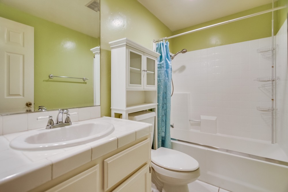 Virtual tour photo 25 of 44 for 3502 Pringle St