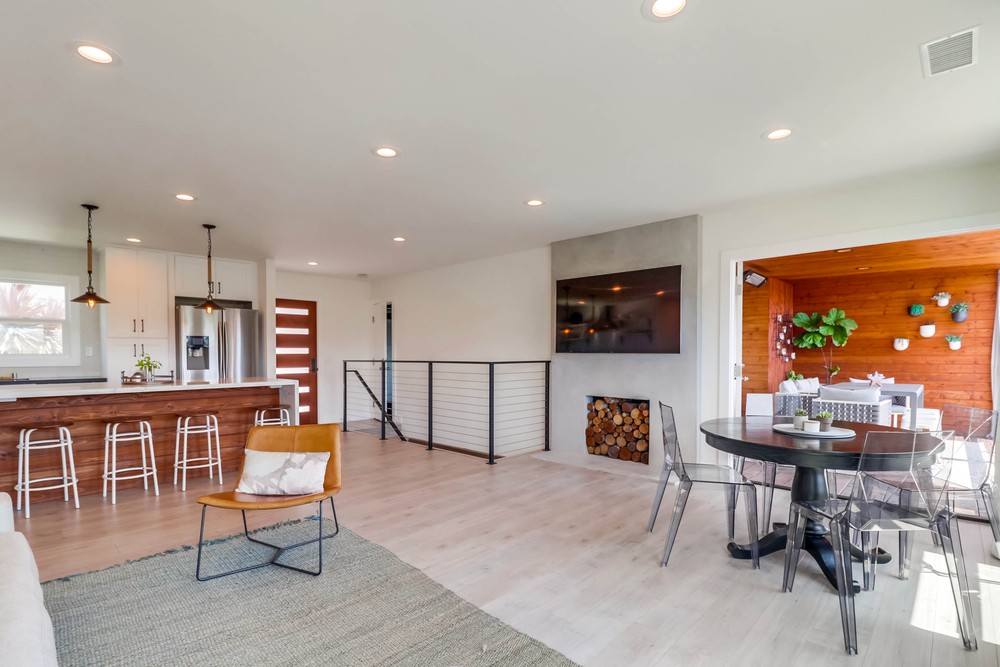 Virtual tour photo 9 of 60 for 3503 Quimby St
