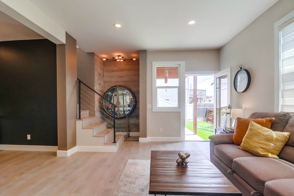 Virtual tour photo 24 of 60 for 3503 Quimby St
