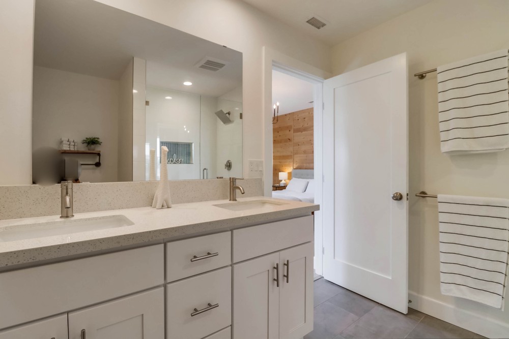 Virtual tour photo 40 of 60 for 3503 Quimby St