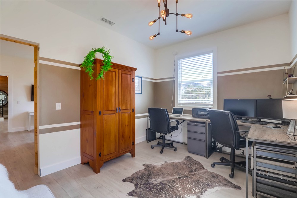 Virtual tour photo 42 of 60 for 3503 Quimby St
