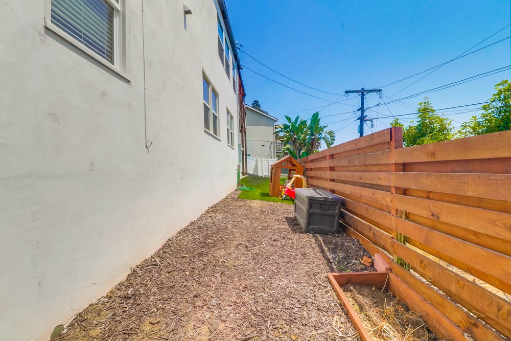 Virtual tour photo 53 of 60 for 3503 Quimby St