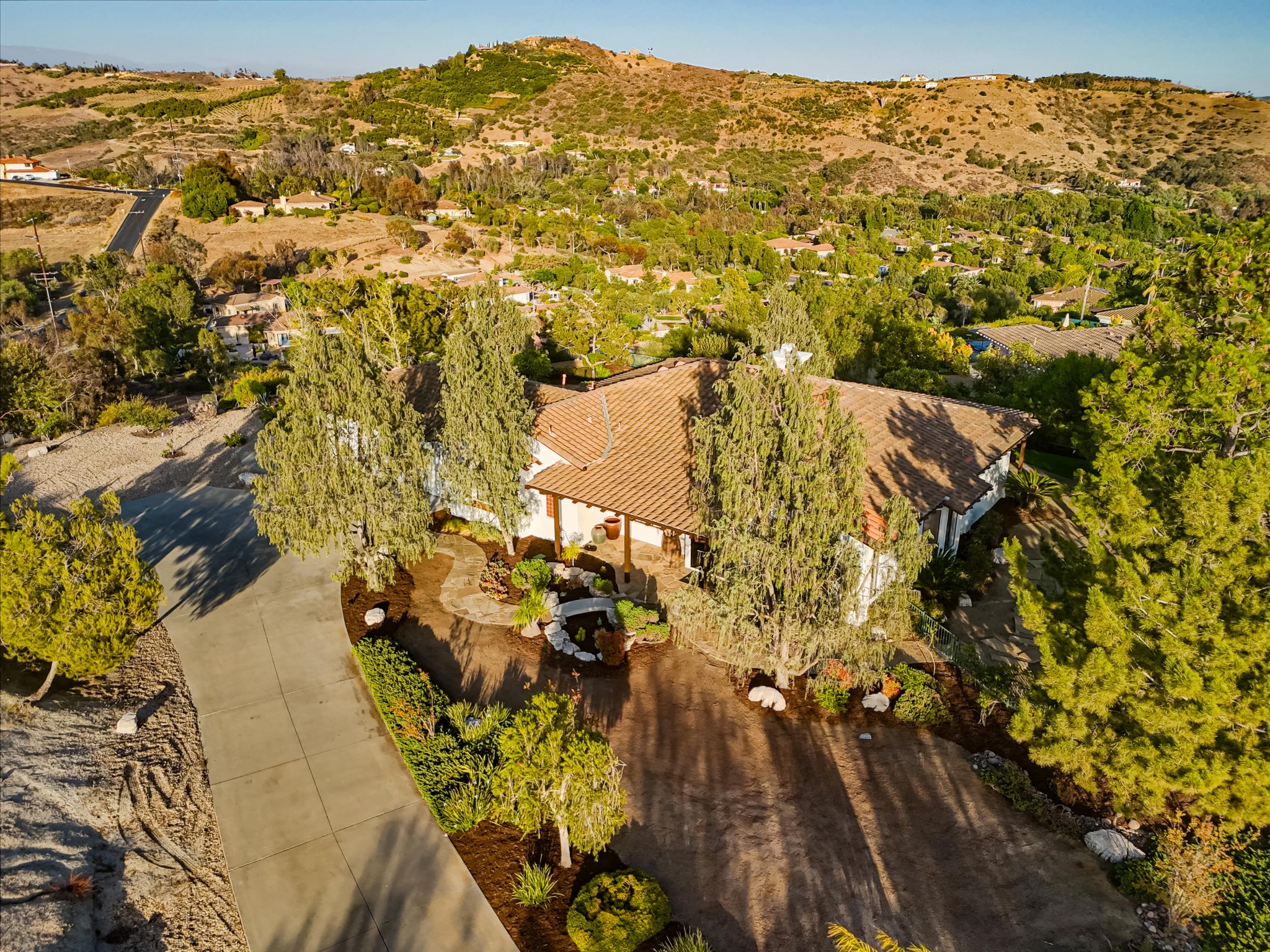Virtual tour photo 11 of 43 for 3504 Nettle Pl