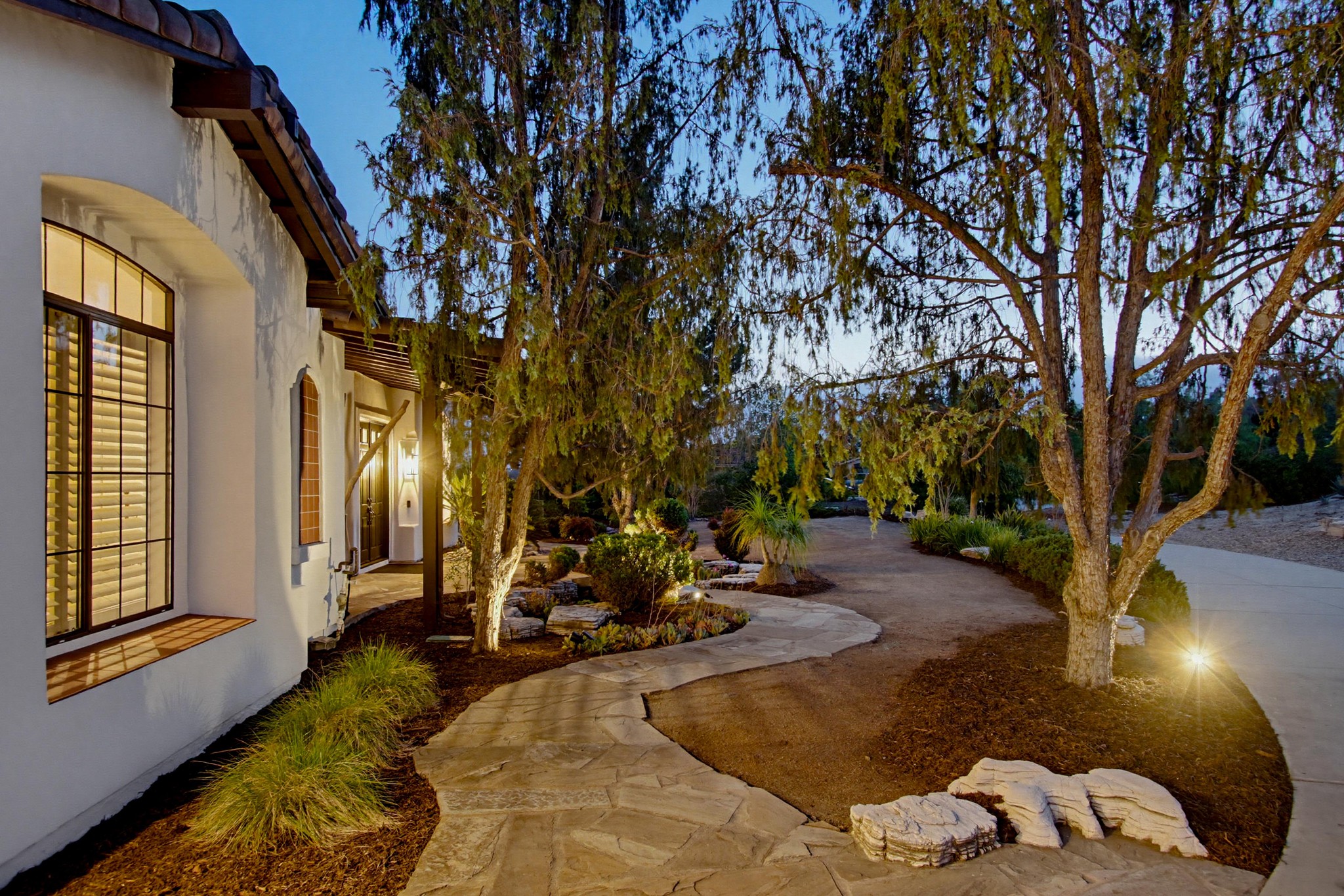 Virtual tour photo 4 of 142 for 3504 Nettle Pl