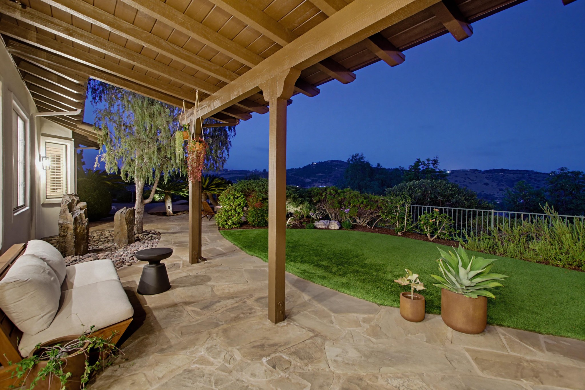 Virtual tour photo 11 of 142 for 3504 Nettle Pl