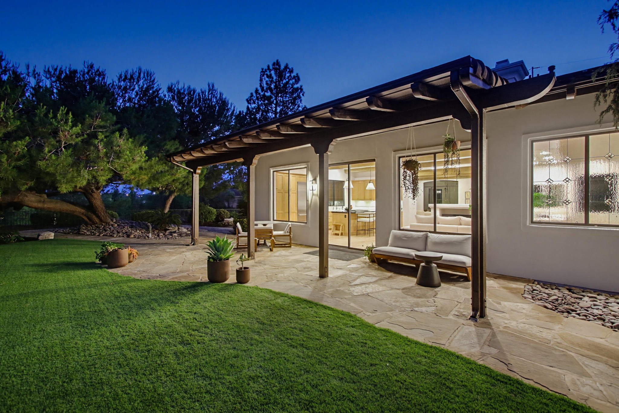 Virtual tour photo 13 of 142 for 3504 Nettle Pl