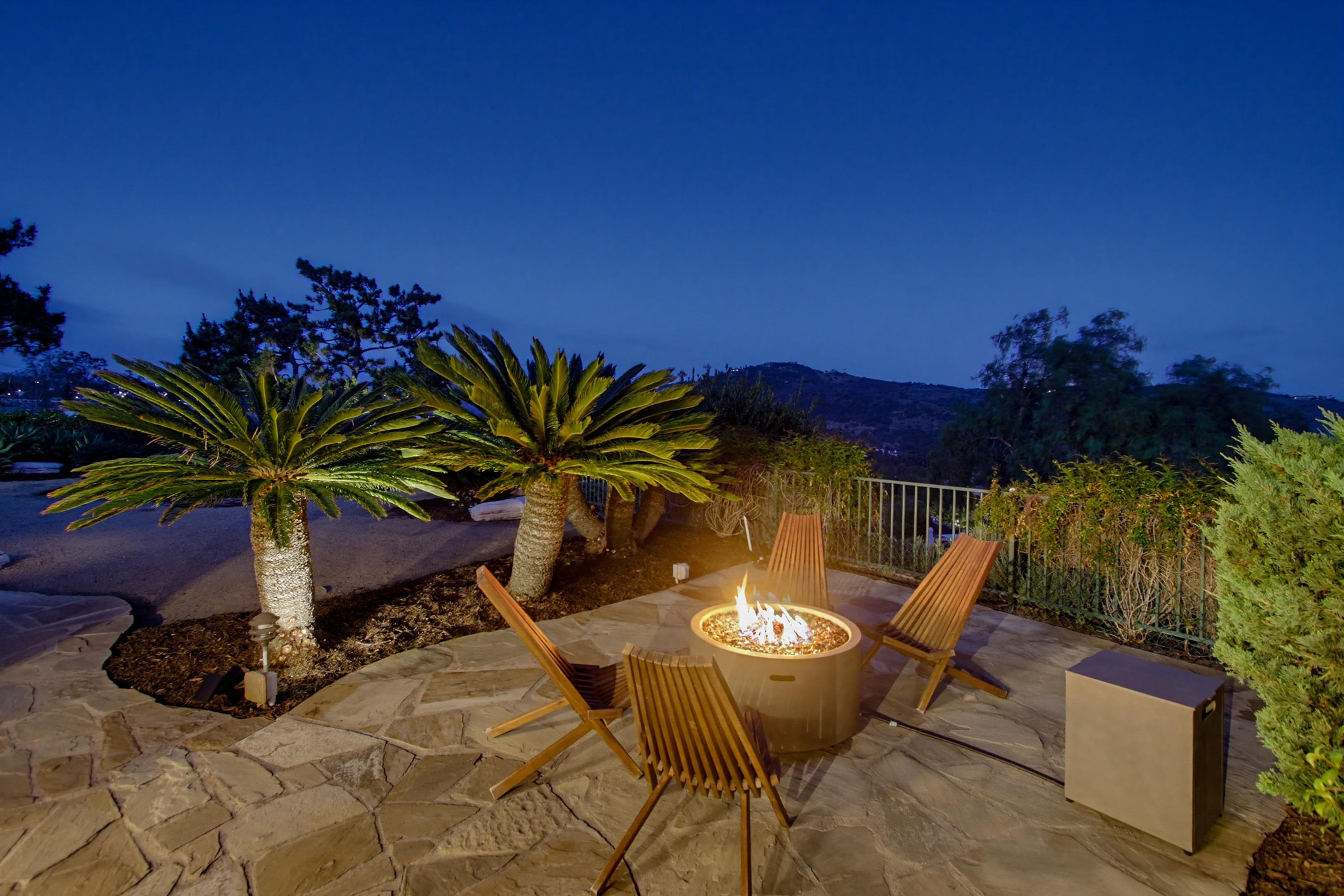 Virtual tour photo 15 of 142 for 3504 Nettle Pl