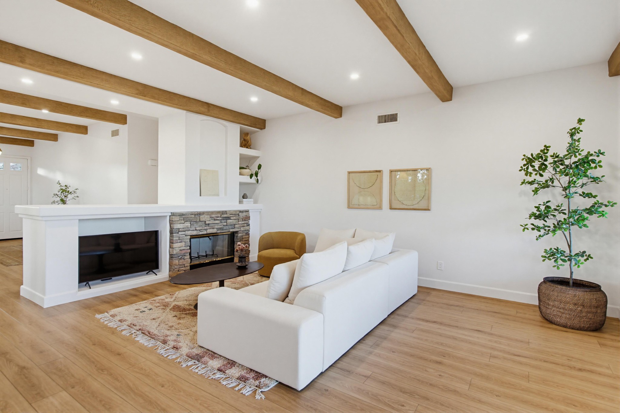 Virtual tour photo 30 of 142 for 3504 Nettle Pl