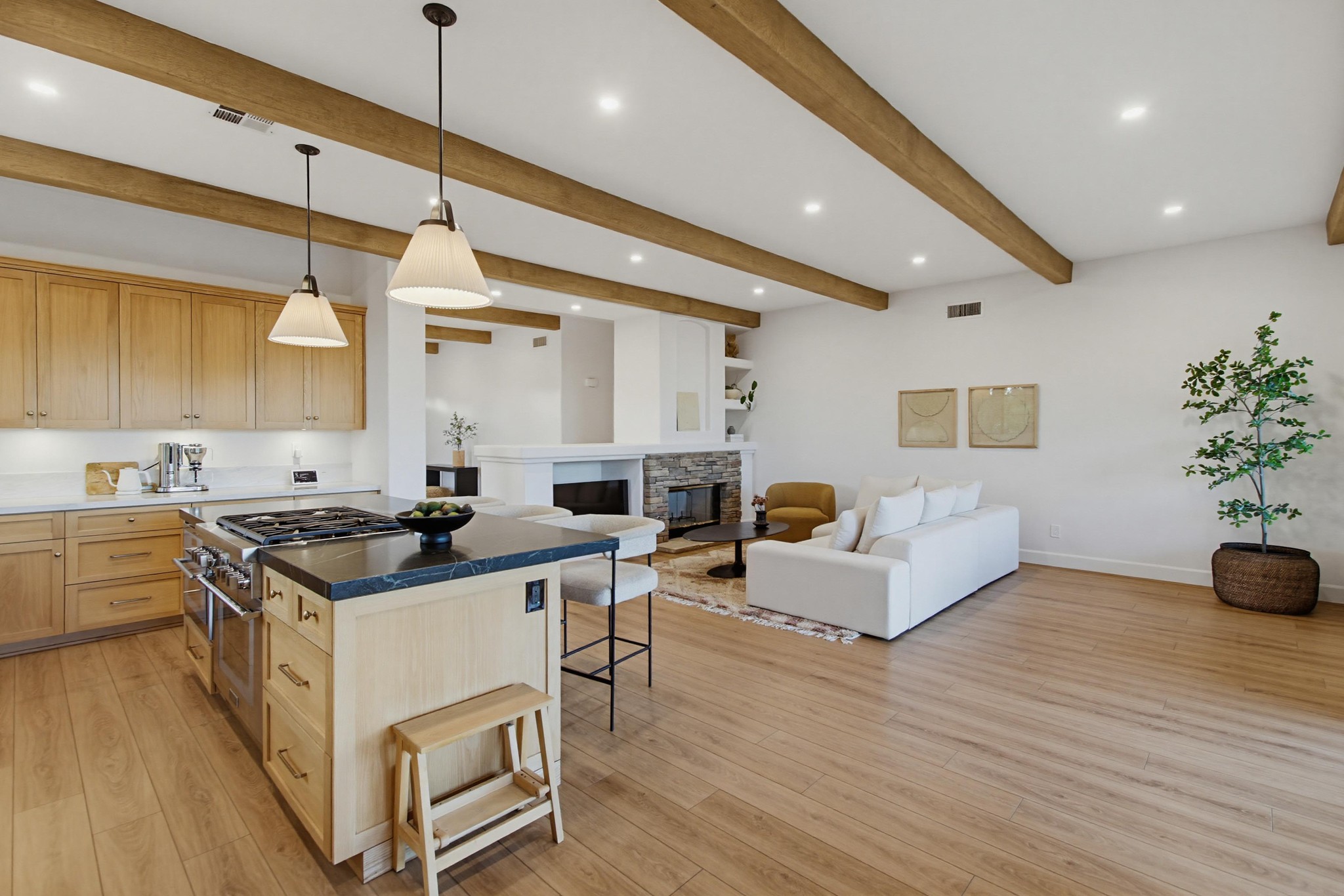Virtual tour photo 33 of 142 for 3504 Nettle Pl
