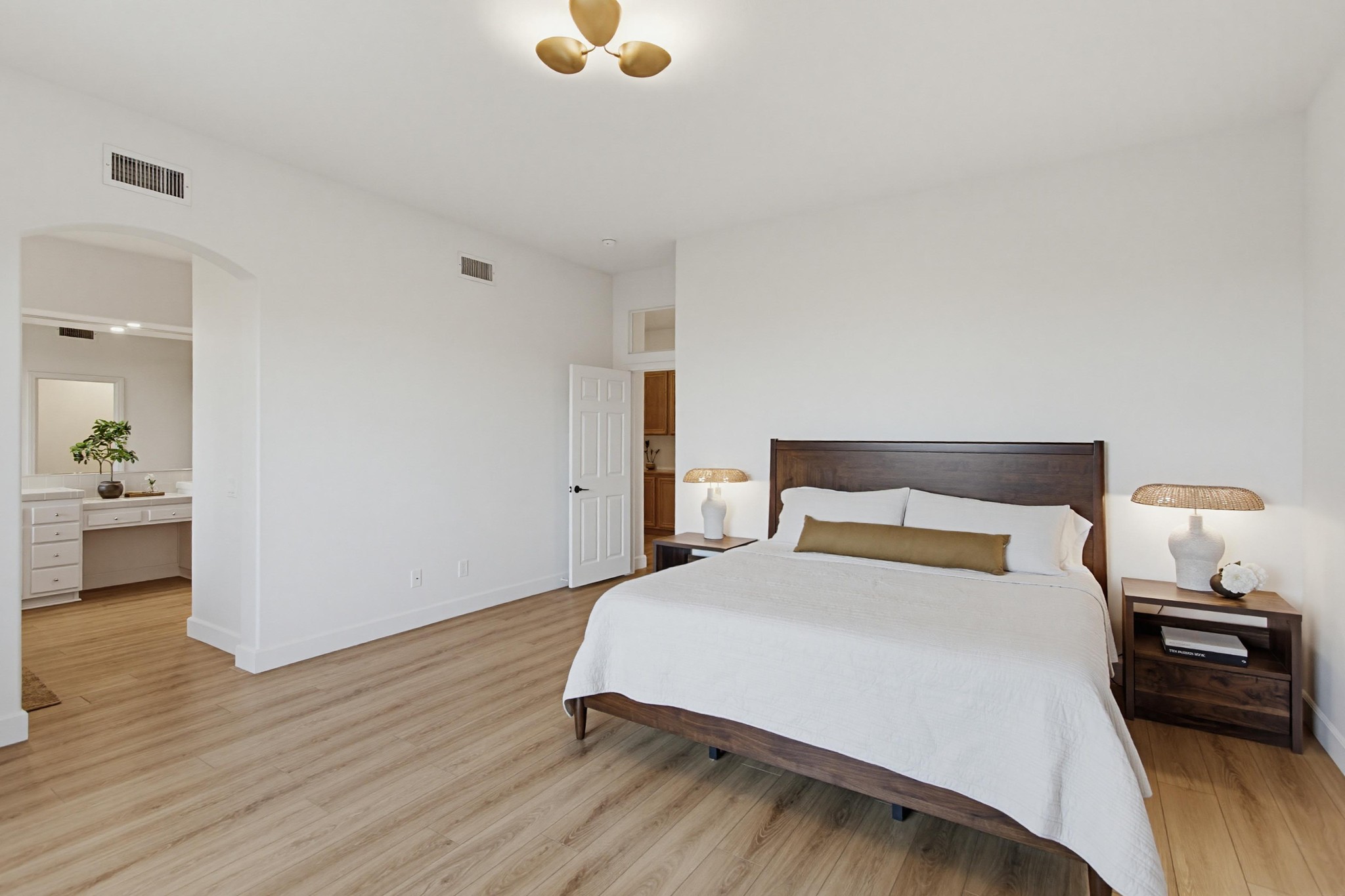Virtual tour photo 43 of 142 for 3504 Nettle Pl