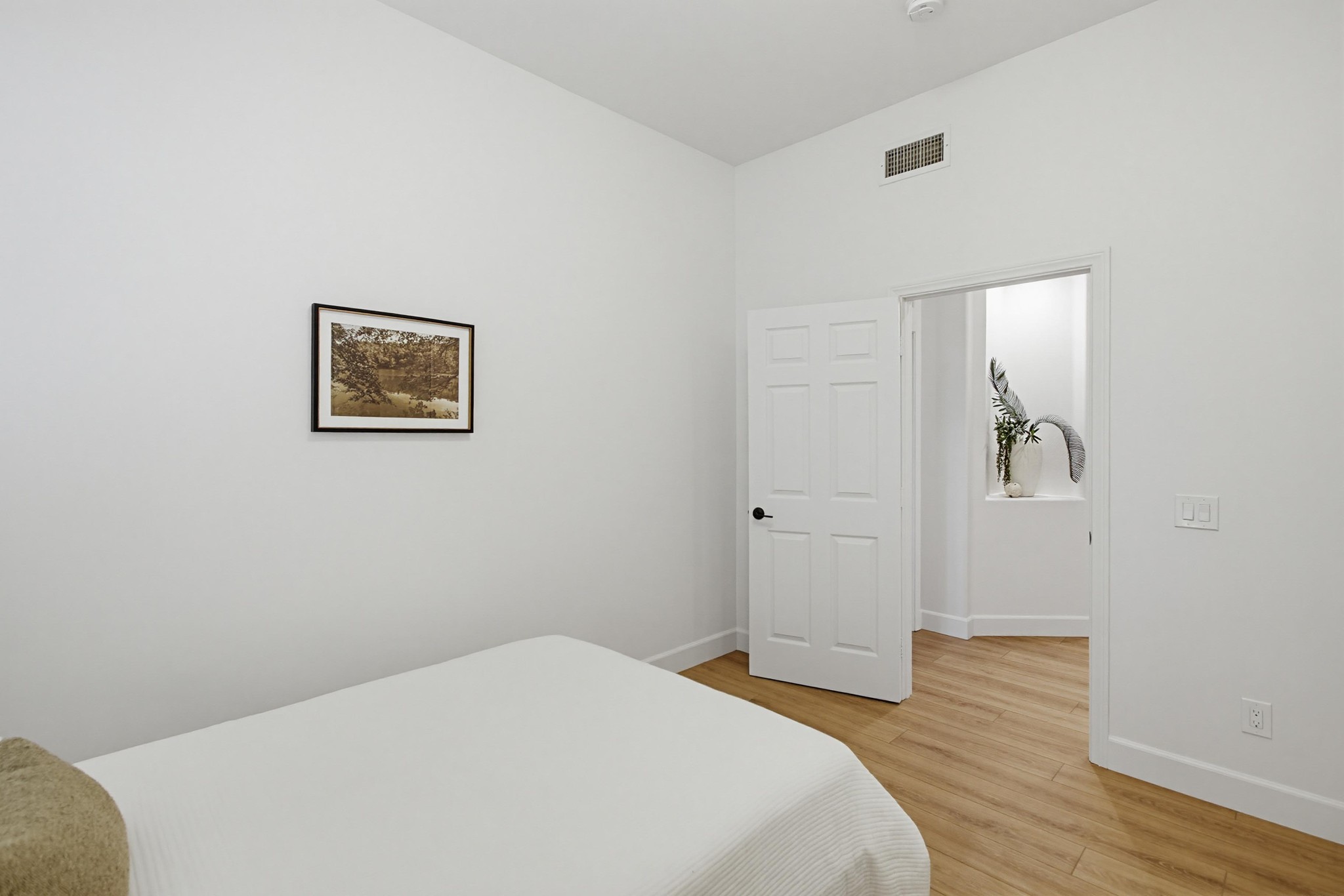 Virtual tour photo 51 of 142 for 3504 Nettle Pl