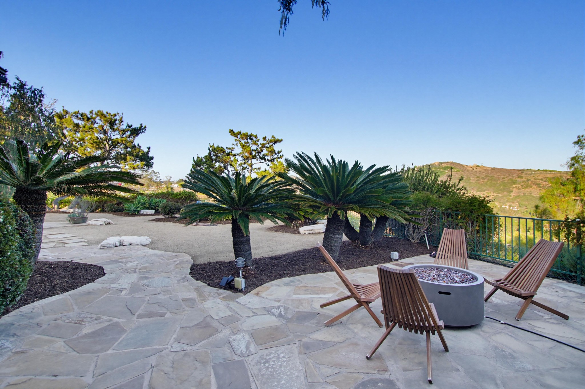 Virtual tour photo 81 of 142 for 3504 Nettle Pl