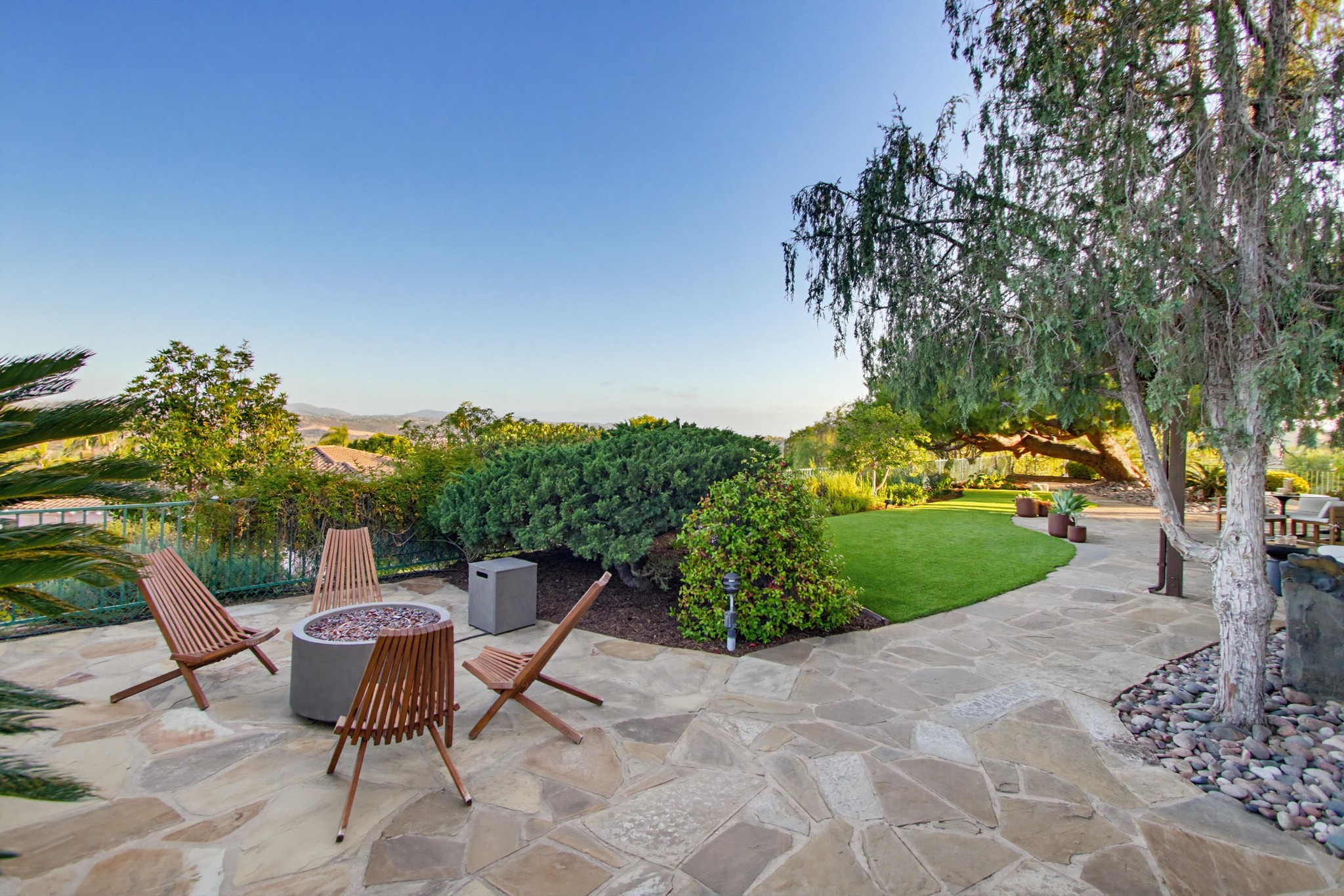 Virtual tour photo 84 of 142 for 3504 Nettle Pl