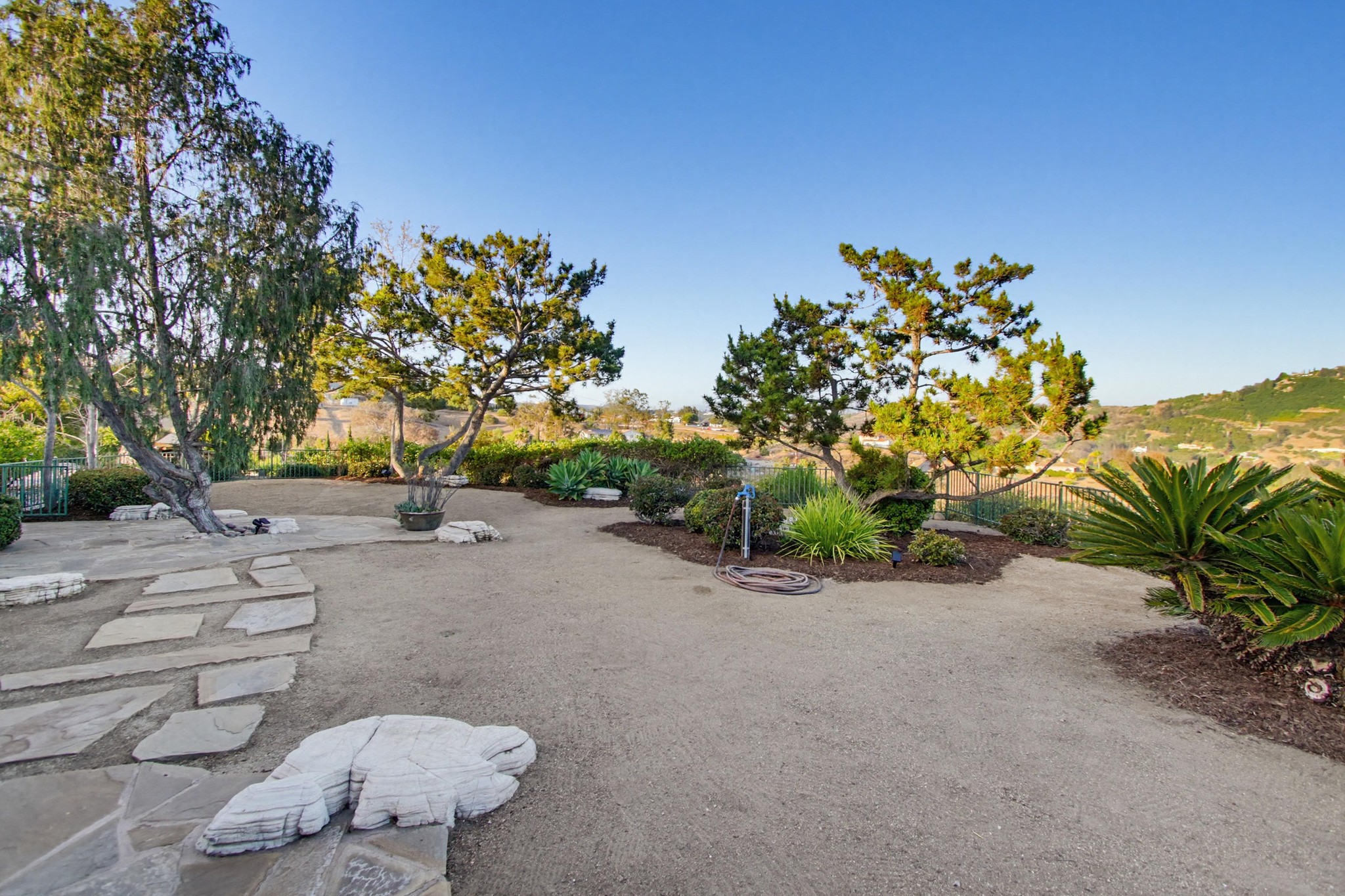 Virtual tour photo 86 of 142 for 3504 Nettle Pl