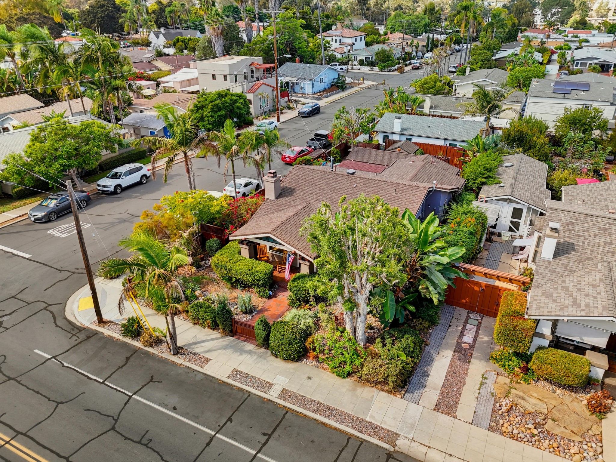 Virtual tour photo 11 of 86 for 3504 Texas St