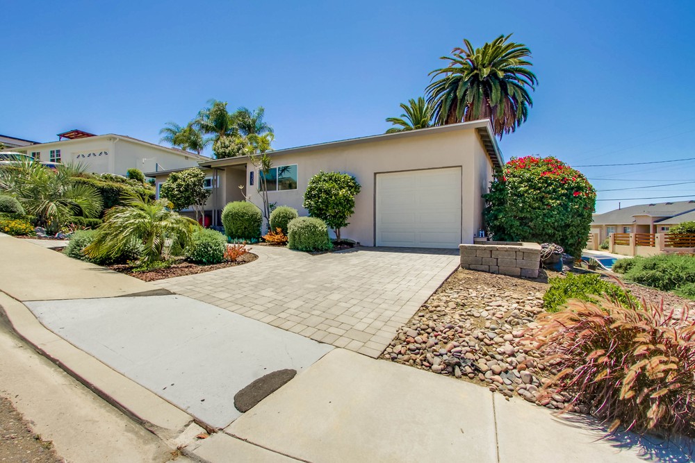 Virtual tour photo 3 of 40 for 3505 Baker St