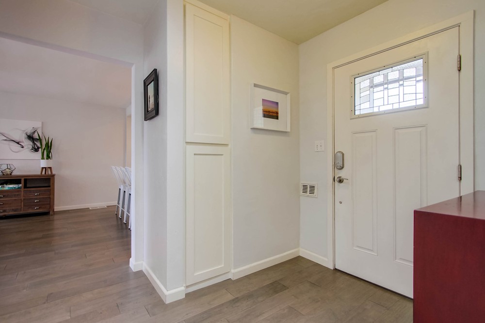 Virtual tour photo 5 of 40 for 3505 Baker St